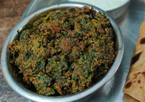 Spinach And Chickpea Flour Dry Curry Palak Besan Sabji Recipe By