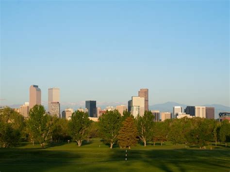 Premium Photo | Denver skyline at sunrise.