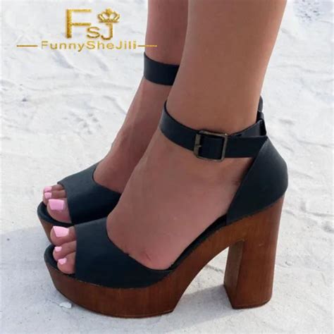 Retro Black Peep Toe Ankle Strap Platform Wooden Chunky Heels Buckle Sandals Lady Summer 2019