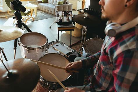 How To Improve Your Drum Skills With Online Lessons