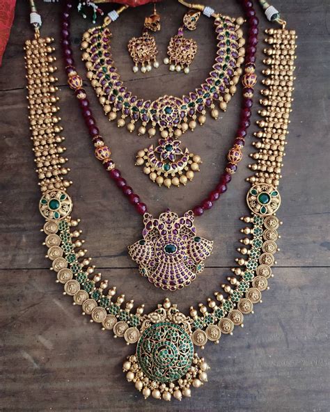 Kemp Bridal Necklace Set South India Jewels