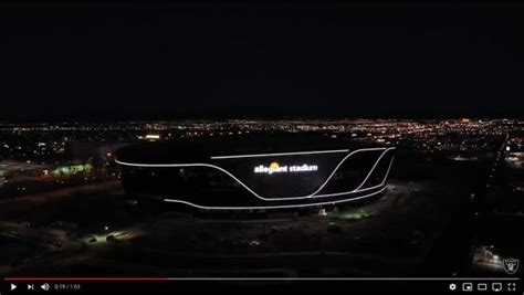 Video Allegiant Stadium Lights Up Las Vegas Skyline Las Vegas Raiders Sports Venue Business