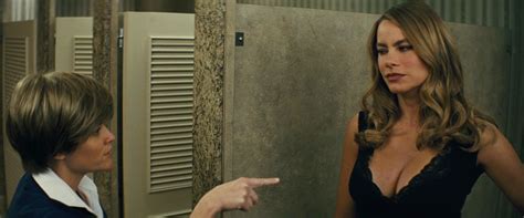 Watch Online Sofia Vergara Hot Pursuit HD P