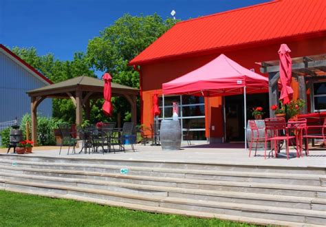 10 Best Wineries In Prince Edward County Avrex Travel