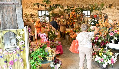 Les Plantes Sont à La Fête Aux Jardins De La Croze à Billom Billom