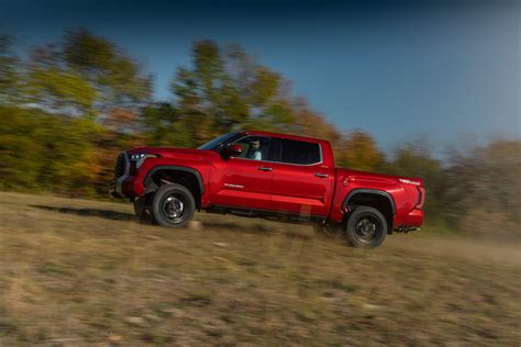 Toyota Tundra gets a 3-inch lift kit - The Torque Report