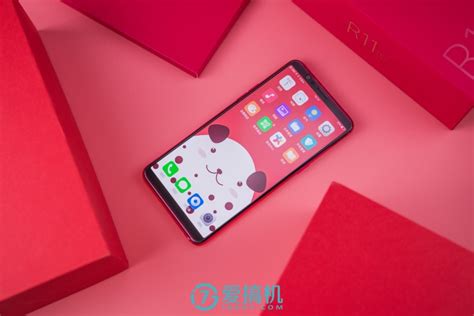 星幕全面屏 Oppo R11s红色版上手图赏 爱搞机