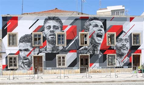 Mural De Arte Urbana Futebolistas Portugueses Conclu Do Em Portim O