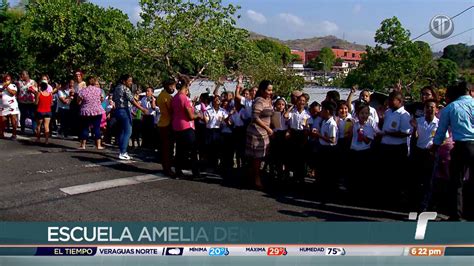 Telemetro Reporta On Twitter La Comunidad Educativa De La Escuela