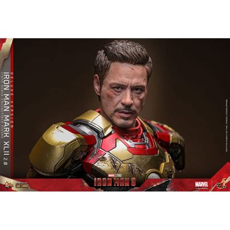 Iron Man Mark XLII 2 0 Deluxe Hot Toys MMS759D66 Iron Man 3 1 6 Figure