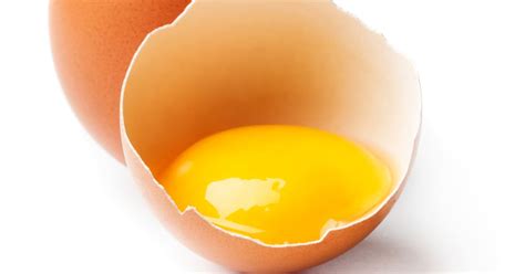 Theres An Obvious Hack To Guarantee A Runny Egg Yolk