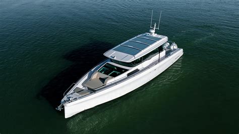 Axopar Xc Cross Cabin Brabus Trim Pilothouse For Sale Yachtworld