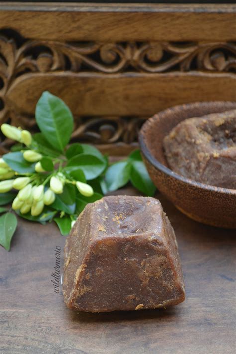 Top Benefits Of Palm Jaggery Karupatti Panai Vellam Wildturmeric