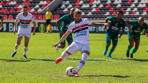 João Diogo Exalta Ambiente E Vê Disputa Sadia Pela Titularidade