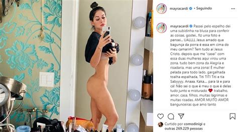 Mayra Cardi posa sem calcinha e exibe corpão OFuxico