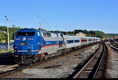 RailPictures Net Photo MNCR 209 Metro North Railroad GE P32AC DM At