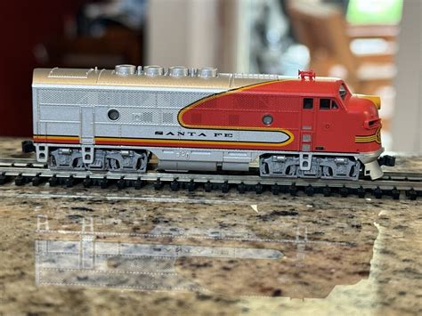 Kato N Scale Santa Fe Emd F3a 21c Loco Ebay