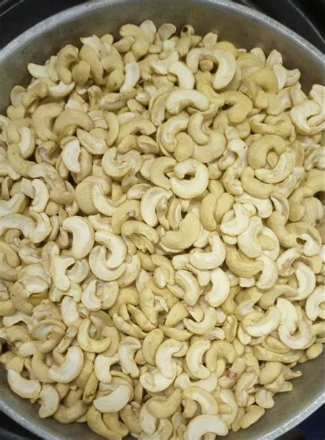 Baked Ivory JH Cashew Nuts Packaging Size Loose At Rs 500 Kg In