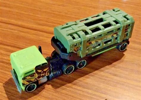 MATTEL HOT WHEELS Track Stars Caged Cargo PicClick UK