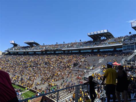 Seating Guide for the Visitor Section at Folsom Field 7