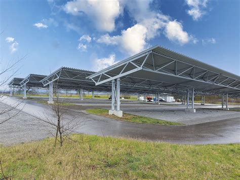 ROOF Parkplatzflächen mit Photovoltaik Solarüberdachungen