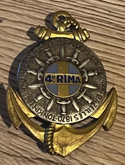 INSIGNE MILITAIRE PUCELLE 4 régiment dinfanterie de marine rima EUR 3