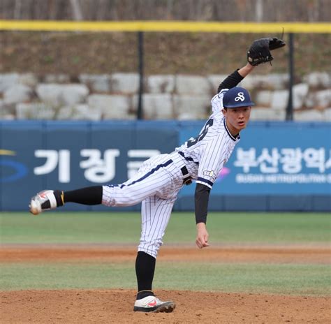 서울고 김동현 149km 눈도장 쾅 곽병진‧최민석도 Good 명문고야구열전 파이낸셜뉴스