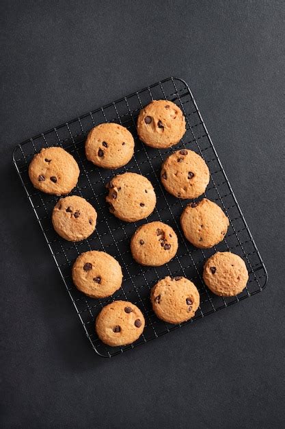 Deliciosas Galletas Con Chispas De Chocolate Foto Gratis