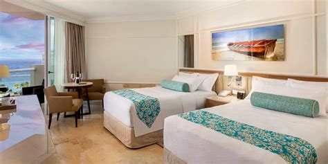 Deluxe Resort View With Balcony | Moon Palace Jamaica