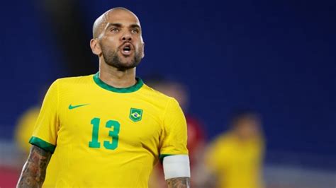 Dani Alves Titel Dani Alves Crowns Career With Olympic Gold As Brazil