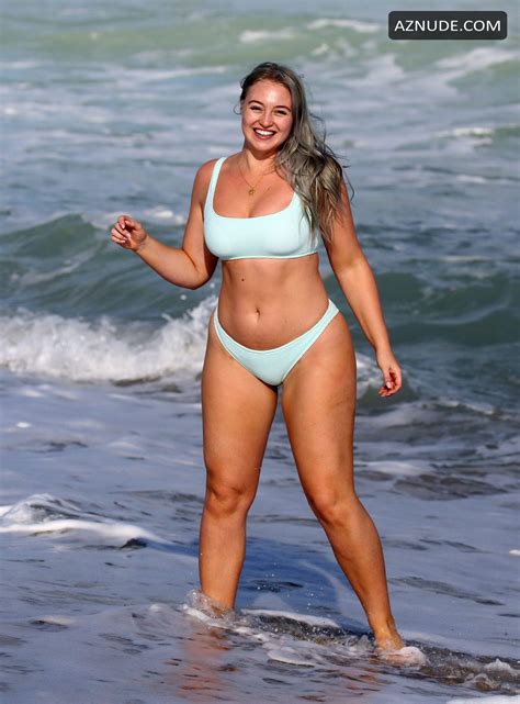 Iskra Lawrence Shows Off Her Famous Curves In A Blue Bikini On The Beach In Miami 28 01 2019