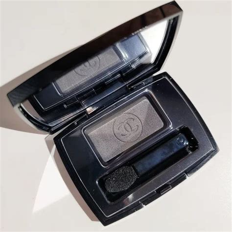 Chanel Makeup Chanel Ombre Essentielle Soft Touch Eyeshadow