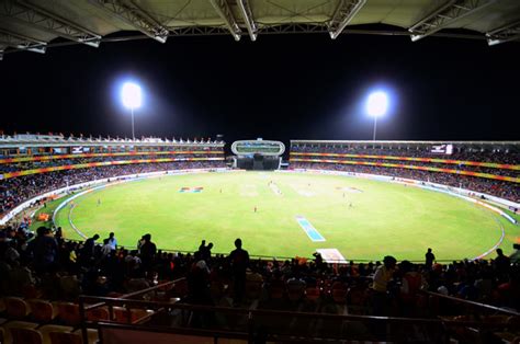 Rs 100 million worth IPL tickets sold in Rajkot - Rediff Cricket