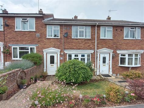 3 Bed Semi Detached House For Sale In Edmunds Road Cranwell Village