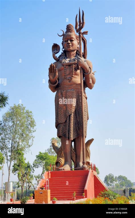 Statue of the Hindu God Shiva or Lord Shiva, near New Delhi, India ...