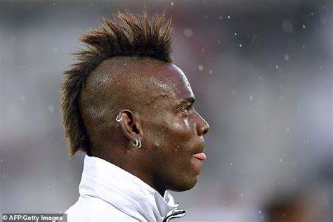 Mario Balotelli Shows Off Mad New Hairstyle Mario Black Men Haircuts