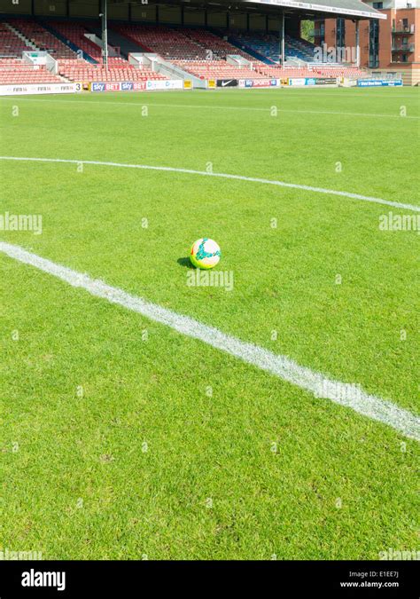 Football Pitch Hi Res Stock Photography And Images Alamy