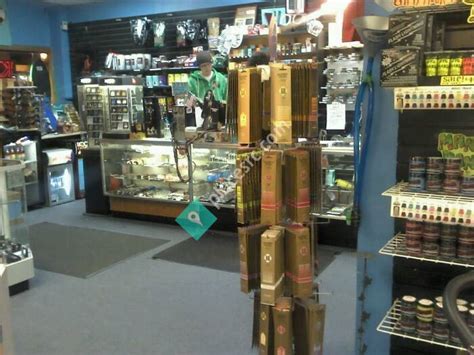 Knuckleheads Tobacco and Vapes - Milwaukee