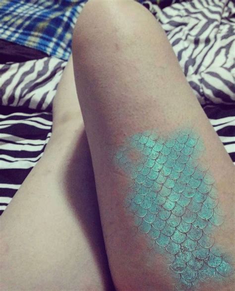 Pin By Gloria Munoz On Tattoos Mermaid Scales Tattoo Scales Tattoo