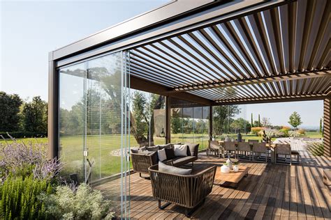 Opera Bioclimatic Pergolas Pratic