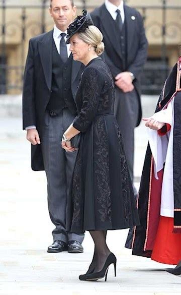 Sophie Wessex Arrives At The Queens Funeral In The Most Unique Outfit With Striking Detail Hello