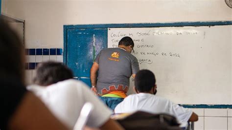 Mais De Das Escolas Municipais Retornam Aulas Presenciais Em