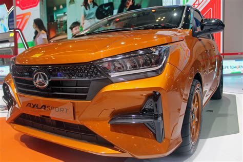 Keren Begini Penampilan Modifikasi Daihatsu Ayla Sport Di Giias