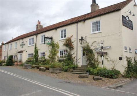 pub   week durham ox crayke