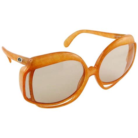 Christian Dior Vintage Oversized Sunglasses Model 2026 30 At 1stdibs Dior Psychedelic Sunglasses