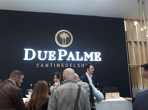 Cuntame Il Nuovo Stile Della Cantina Due Palme Vinosano