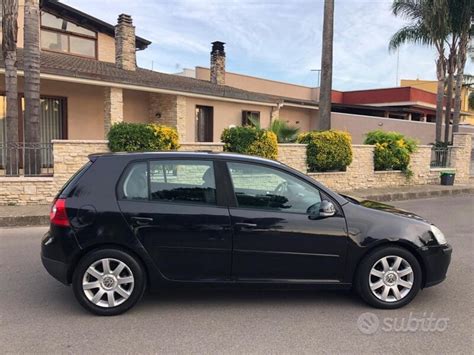 Venduto Vw Golf V Serie Sportline Lim Auto Usate In Vendita