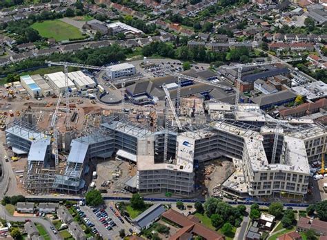 Southmead Hospital, Bristol.jpg - Steelconstruction.info