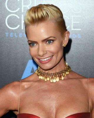 Jaime Pressly Showing Huge Cleavage At The 5th Annual Critics Choice Television Porn Pictures