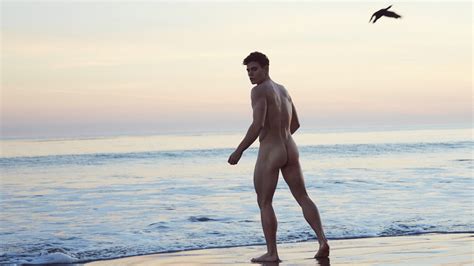 Rearview Naked Guy At The Beach Gallery Of Men